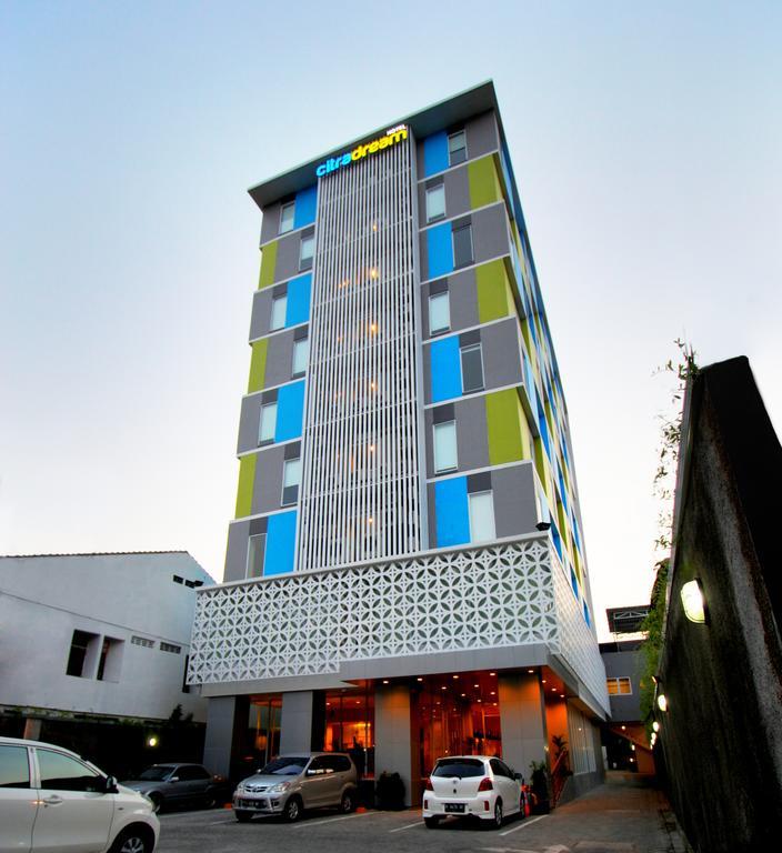 Hotel Citradream Semarang Eksteriør billede